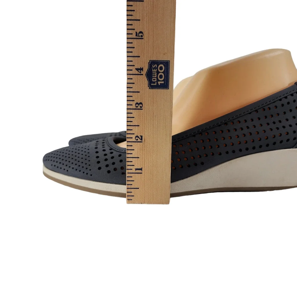 Naturalizer Becky Wedge Heels 9.5 Women Gray White N5 Comfort Shoe Perforated‎